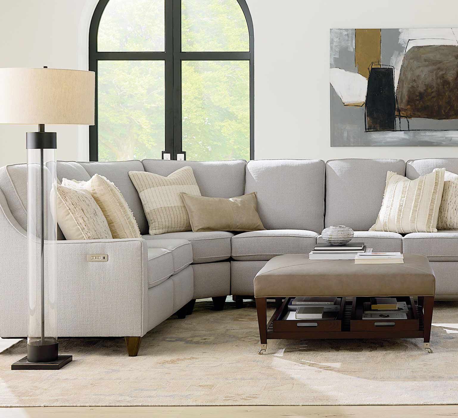 Everette Reclining Sectional