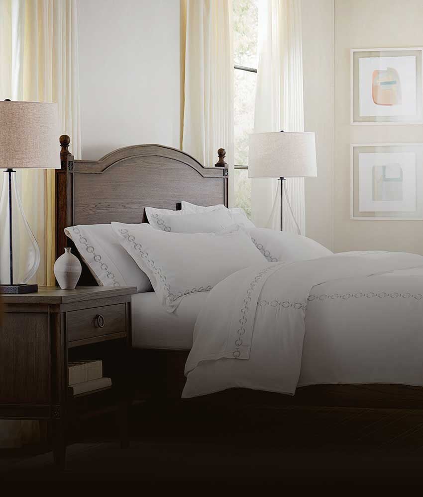 Charlotte Bed