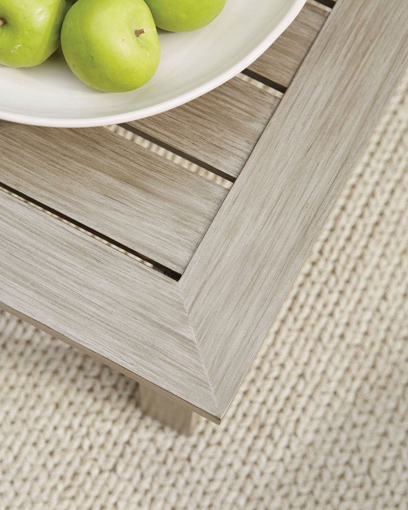 Huntington Aluminum Table Close-up Huntington Aluminum Table Close-up