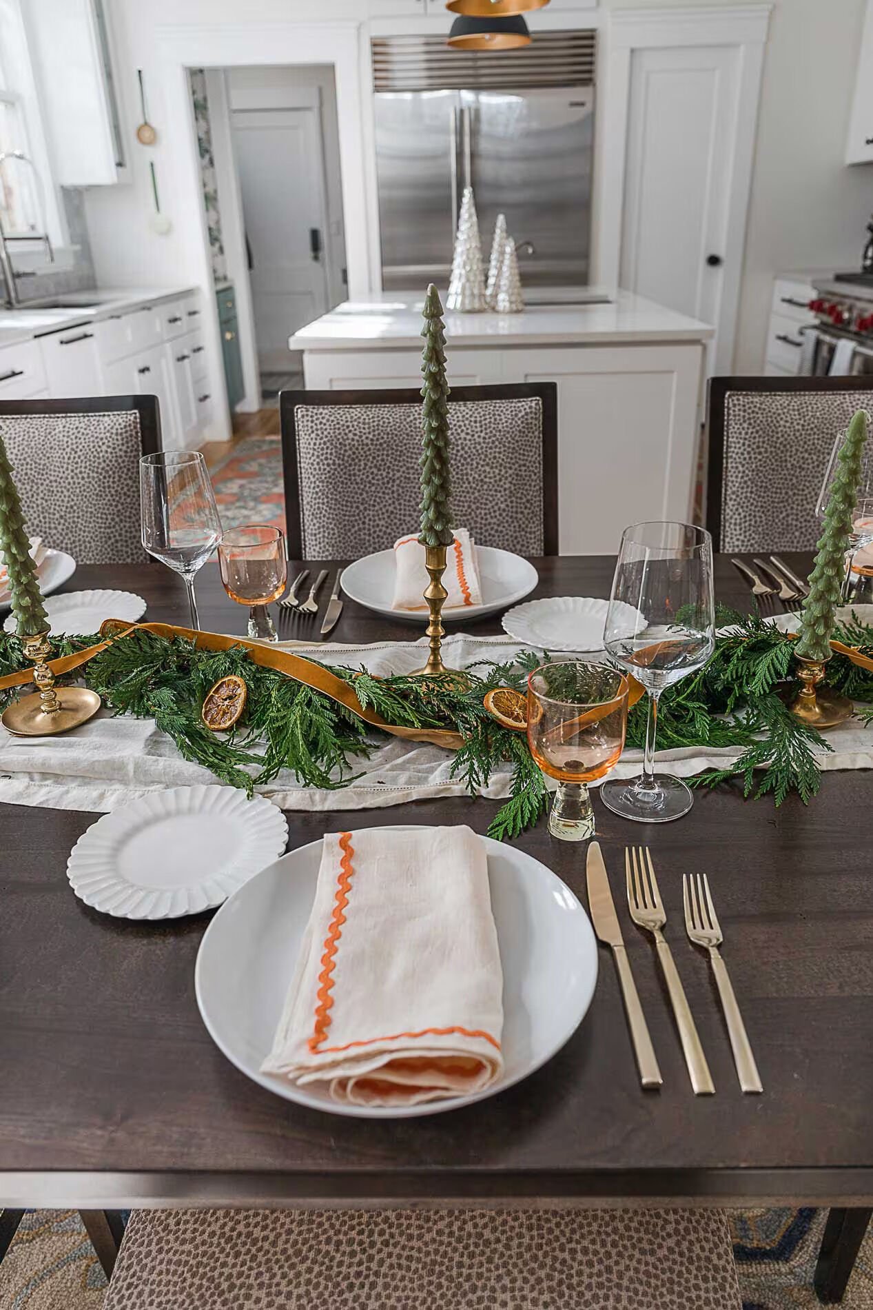 Table Setting Holiday Decor