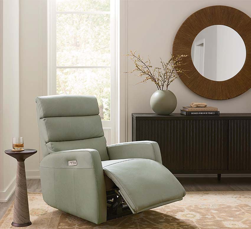 Magnificent Motion recliner