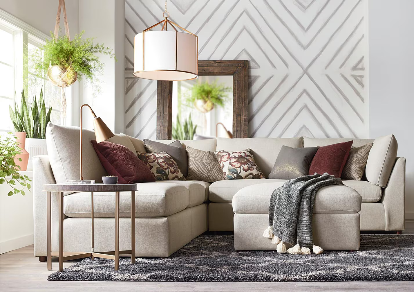 Bassett Beckham Sectional With Ottoman